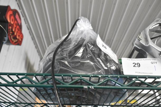 BRAND NEW SCRATCH AND DENT! ServIt 423HLS85BK HLS85BK 8' Cut-to-Length Ceiling Mount Heat Lamp with Modern Black Finish Round Dome Shade. 120 Volts, 1 Phase. - Image 2 of 5