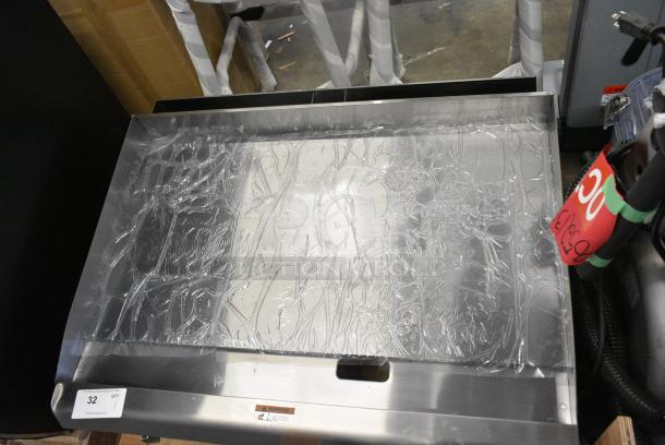 BRAND NEW SCRATCH AND DENT! 2024 Cooking Performance Group GM-CPG-36-NL 351GMCPG36NL Stainless Steel 36" Gas Countertop Griddle with Manual Controls - 90,000 BTU - Image 8 of 11