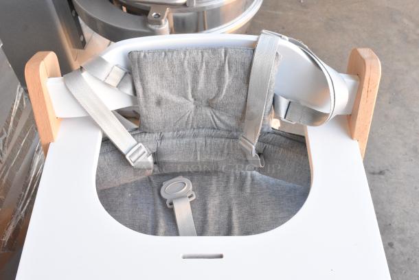 Wooden High Chair. - Image 2 of 5