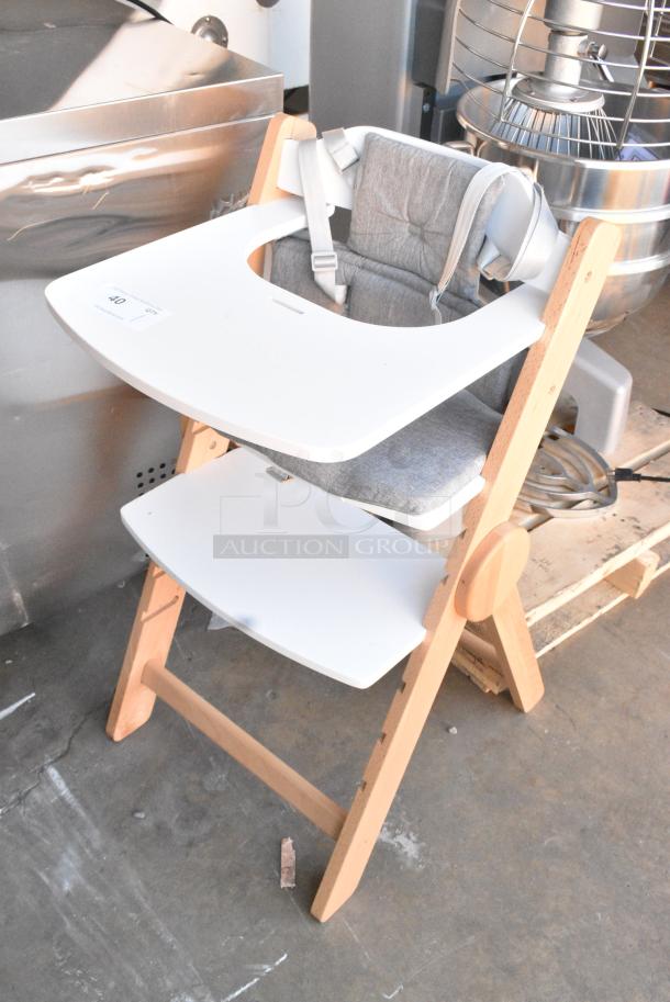 Wooden High Chair. - Image 3 of 5