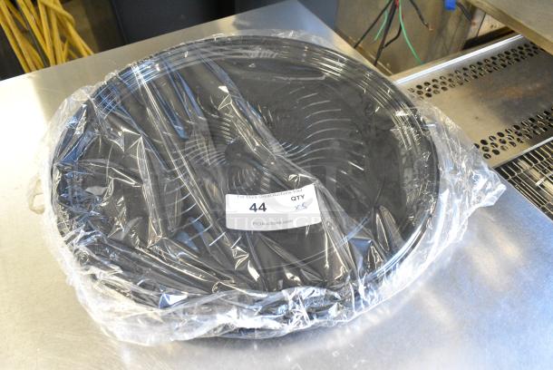 ALL ONE MONEY! 5 Bundles of Plastic Trays. - Image 3 of 4