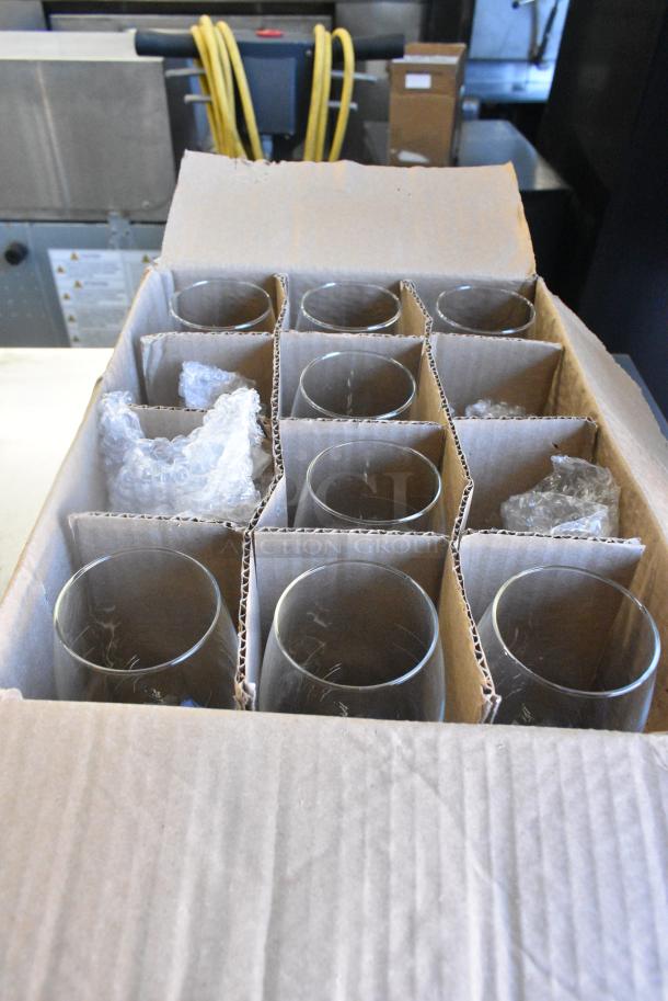 Box of 8 Libbey 7533 Vina 10 oz Wine Glasses - Image 3 of 6