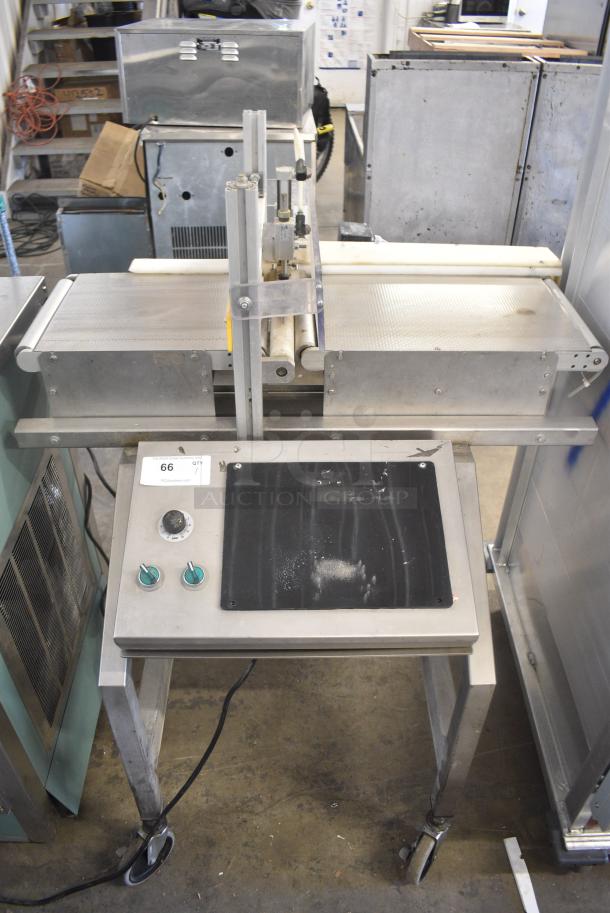Metal Commercial Floor Style Pneumatic Auto Cutter / Press on Commercial Casters. Tested and Working! - Image 1 of 11