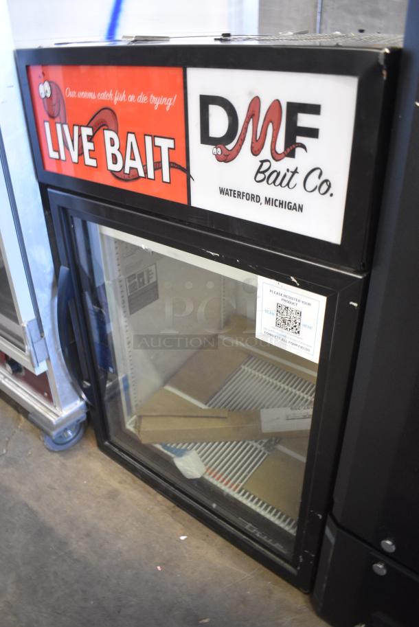 BRAND NEW SCRATCH AND DENT! 2022 True GDM-05-HC Metal Commercial Mini Cooler Merchandiser. 115 Volts, 1 Phase. Tested and Working! - Image 3 of 9