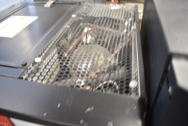 BRAND NEW SCRATCH AND DENT! 2022 True GDM-05-HC Metal Commercial Mini Cooler Merchandiser. 115 Volts, 1 Phase. Tested and Working! - Image 5 of 9