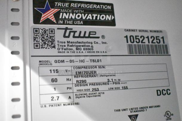 BRAND NEW SCRATCH AND DENT! 2022 True GDM-05-HC Metal Commercial Mini Cooler Merchandiser. 115 Volts, 1 Phase. Tested and Working! - Image 8 of 9