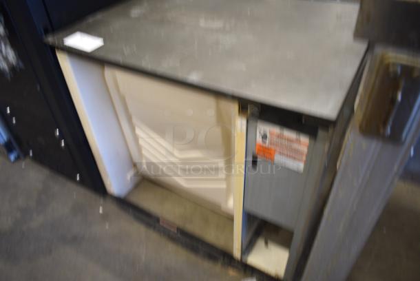 Manitowoc SY0854A Stainless Steel Commercial Ice Machine Head. 208-230 Volts, 1 Phase. - Image 3 of 5