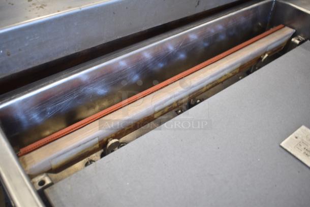 Hobart H-190G Stainless Steel Commercial Vacuum Sealer on Commercial Casters. 240 Volts, 3 Phase. - Image 6 of 9