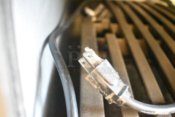 Manitowoc QY0214A Stainless Steel Commercial Self Contained Undercounter Ice Machine. 115 Volts, 1 Phase. - Image 7 of 7