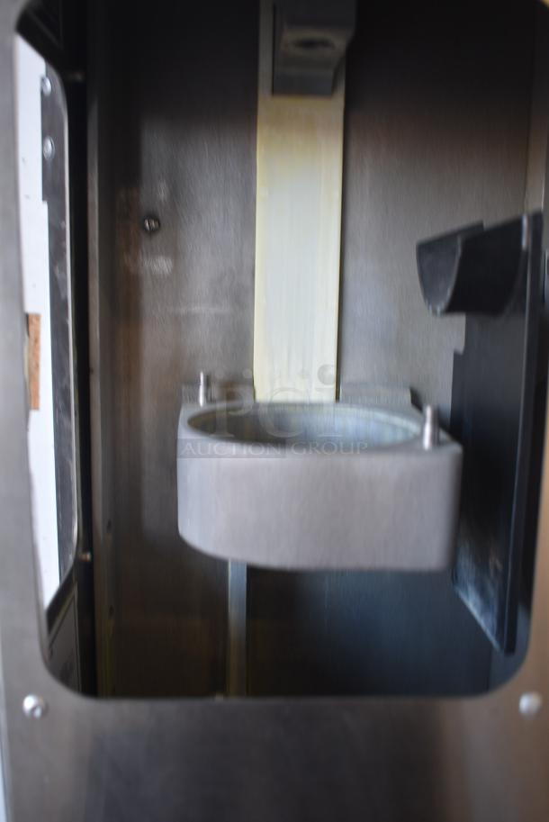 Fresh N Squeeze POS-1 Stainless Steel Commercial Floor Style Citrus Juicer on Commercial Casters. 115 Volts, 1 Phase. Tested and Working! - Image 5 of 8