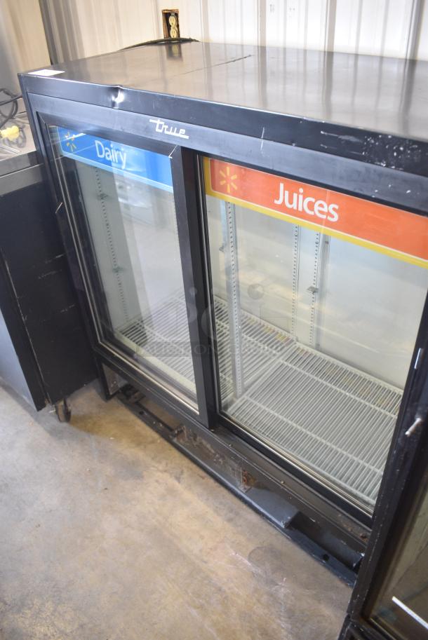 2017 True GDM-41SL-48-HC-LD Metal Commercial 2 Door Reach In Cooler Merchandiser w/ Poly Coated Racks. 115 Volts, 1 Phase. Tested and Working! - Image 3 of 9