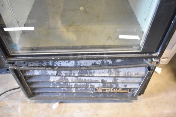 True GDM-23 Metal Commercial Single Door Reach In Cooler Merchandiser. 115 Volts, 1 Phase. Tested and Working! - Image 6 of 9