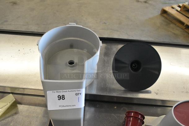 BRAND NEW SCRATCH AND DENT! Robot Coupe Continuous Feed Head - Image 5 of 5