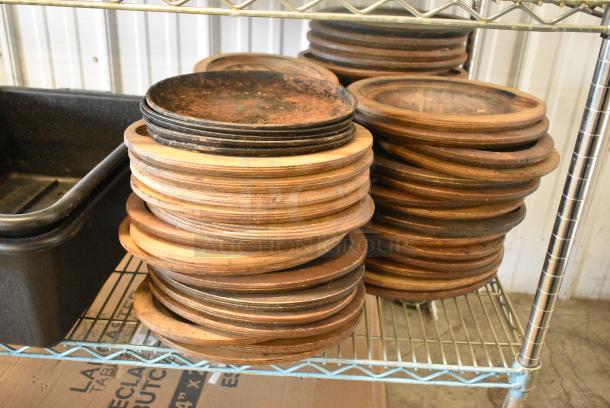 ALL ONE MONEY! Tier Lot of Various Items Including Wooden Chargers and Poly Bus Bins - Image 2 of 3