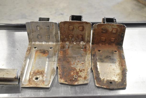 4 Metal Items Including Can Opener, and 3 Mounts. 4 Times Your Bid! - Image 3 of 6