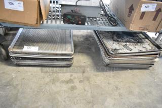 25 Metal Full Size Baking Pans. 25 Times Your Bid!