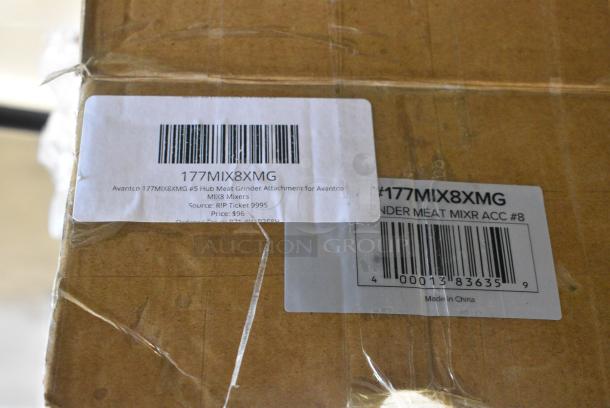 BRAND NEW SCRATCH AND DENT! Avantco 177MIX8XMG #5 Hub Meat Grinder Attachment for Avantco MIX8 Mixers - Image 3 of 3