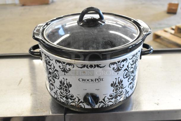 Crock Pot Slow Cooker. 115 Volts, 1 Phase. Tested and Working! - Image 1 of 6