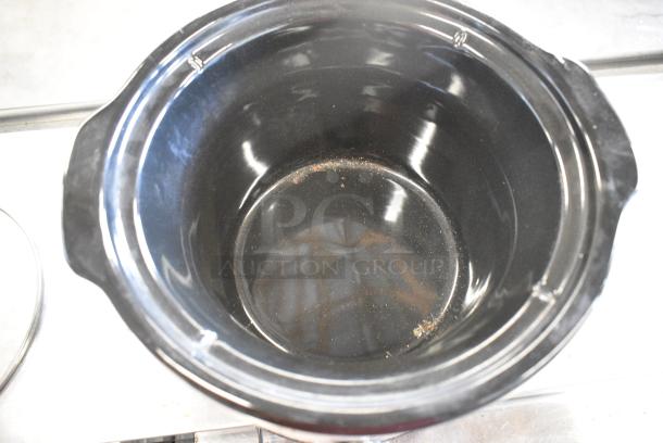 Crock Pot Slow Cooker. 115 Volts, 1 Phase. Tested and Working! - Image 4 of 6
