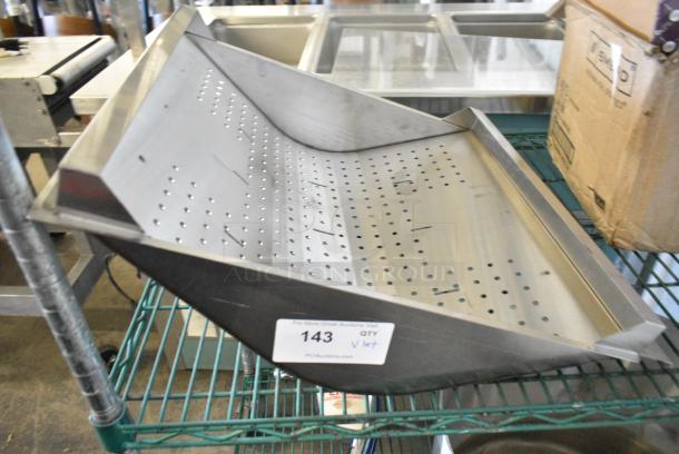 BRAND NEW SCRATCH AND DENT! Stainless Steel Pieces Including Vent Cover - Image 4 of 5