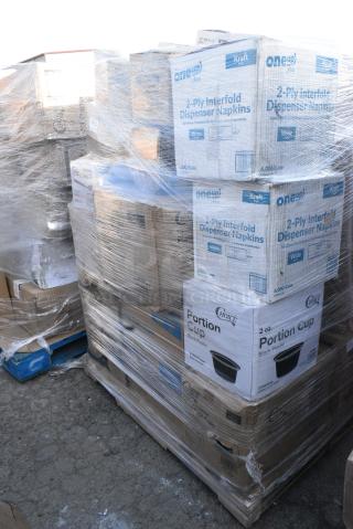 25 BRAND NEW SCRATCH AND DENT! Items Including 485CBR Choice 8" Red Plastic Soda / Sundae Spoon - 1000/Case, 129MCR50B Choice 48 oz. Black Round Microwavable Heavy Weight Container with Lid 9" - 150/Case, 612P527 Choice 7" Clear Round Plastic Dome Lid - 500/Case, 612FTL1230 Choice Foil Steam Table Pan Lid - Third Size - 100/Case, 127P2B Choice Black Plastic Souffle Cup / Portion Cup - 2 oz. - 2500/Case, 500TW14 Choice 14 oz. Translucent Thin Wall Plastic Cold Cup - 1000/Case, 500CC16 Choice Clear PET Customizable Plastic Cold Cup 16oz 1000/Case, 130TONG10BLK Visions 10 1/2" Black Disposable Plastic Tongs - 36/Case. 25 Times Your Bid!