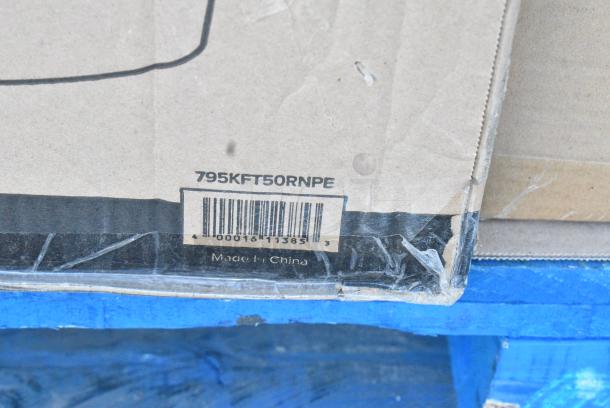 25 BRAND NEW SCRATCH AND DENT! Items Including 795KFT50RNPE Choice 50 oz. Round Kraft PE-Lined Microwavable Take-Out Container 7 5/16" x 3" - 300/Case, 129MCS28B Choice 28 oz. Black Rectangular Microwavable Heavy Weight Container with Lid 8 3/4" x 6 1/4" x 1 3/4" - 150/Case, 500TW7 Choice 7 oz. Translucent Thin Wall Plastic Cold Cup - 2500/Case, 50012DWALLW Choice 12 oz. White Smooth Double Wall Paper Hot Cup - 500/Case, 760SOUP8KFT EcoChoice 8 oz. Kraft Paper Food Cup with Vented Lid - 250/Case, 500WRPKITWB Choice 15 3/4" Square White 2-Ply 1/4 Fold WrapNap Dinner Napkin with Black Self-Adhering Paper Napkin Band - 2750/Case, 347BP10BK Choice 10 1/4" Black Plastic Plate - 500/Case. 25 Times Your Bid! - Image 4 of 13