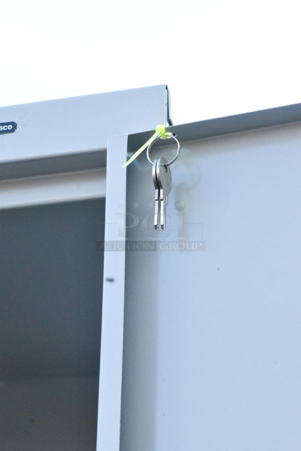 Tennsco Tan Metal 2 Door Cabinet. - Image 3 of 5