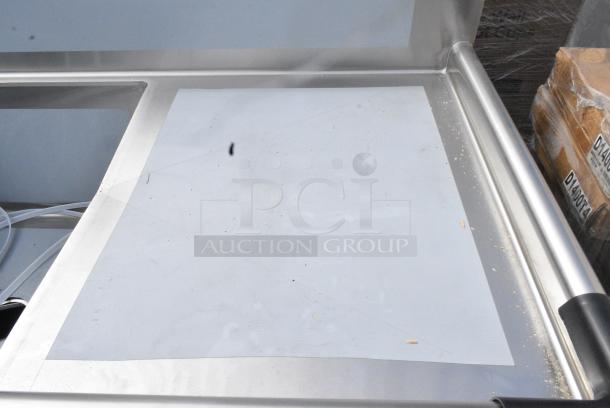 BRAND NEW SCRATCH AND DENT! Regency 600S32424224 124" 16-Gauge Stainless Steel Three Compartment Commercial Sink with 2 Drainboards - 24" x 24" - Image 3 of 11