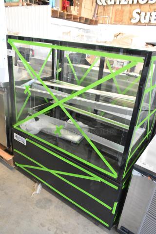 BRAND NEW SCRATCH AND DENT! Avantco  193BCFD48B Metal Commercial 47 3/16" Black Square Dry Bakery Display Case with LED Lighting on Commercial Casters. 110-120 Volts, 1 Phase.