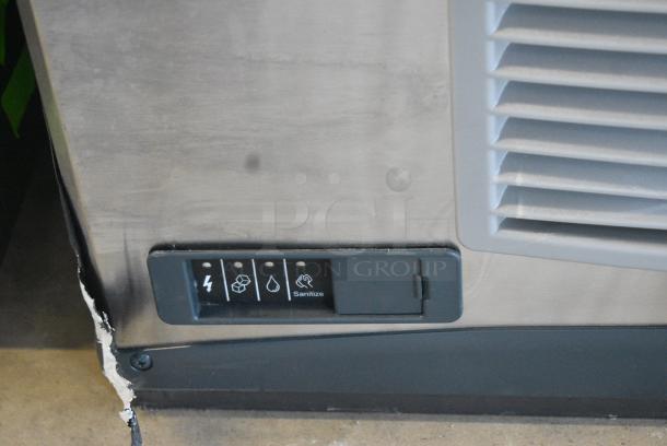 BRAND NEW SCRATCH AND DENT! 2022 Scotsman FS1222A-32B Stainless St Prodigy Plus Series 22" Air Cooled Flake Ice Machine - 1100 lb. 208/230 Volts, 1 Phase. - Image 3 of 5