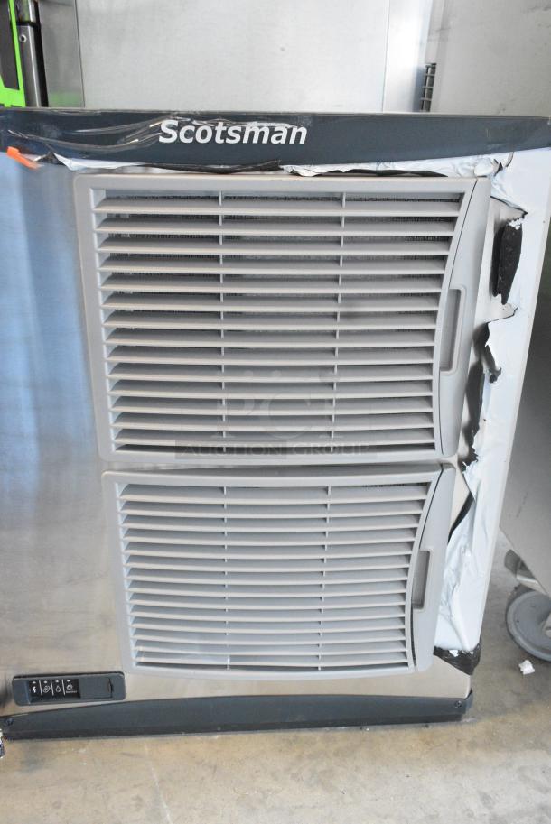 BRAND NEW SCRATCH AND DENT! 2022 Scotsman FS1222A-32B Stainless St Prodigy Plus Series 22" Air Cooled Flake Ice Machine - 1100 lb. 208/230 Volts, 1 Phase. - Image 4 of 5