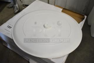6 BRAND NEW SCRATCH AND DENT! White Poly Round Lid. 6 Times Your Bid!