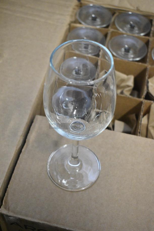 BRAND NEW SCRATCH AND DENT! Box of 20 P0776A Arcoroc Excalibur Breeze 11.75 oz. Customizable Wine Glass by Arc Cardinal - Image 4 of 6
