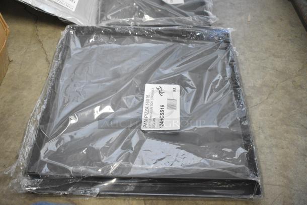 4 BRAND NEW SCRATCH AND DENT! Items Including 124HCSS1812 American Metalcraft 18" x 12" Hard Coat Aluminum Rectangular Sicilian-Style Pizza Pan HCSS1812, 124DSP18 American Metalcraft 18 1/2" x 13 1/2" Rectangular Deep Dish Pizza Pan Separator / Lid DSP18, 124HCSS16 American Metalcraft 16" x 16" Hard Coat Aluminum Square Sicilian-Style Pizza Pan HCSS16. 4 Times Your Bid! - Image 8 of 9