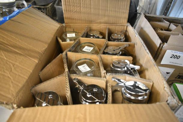 BRAND NEW SCRATCH AND DENT! Box of 10 407SYRD14 Choice 14 oz. Glass Teardrop Syrup Dispenser - Image 3 of 6