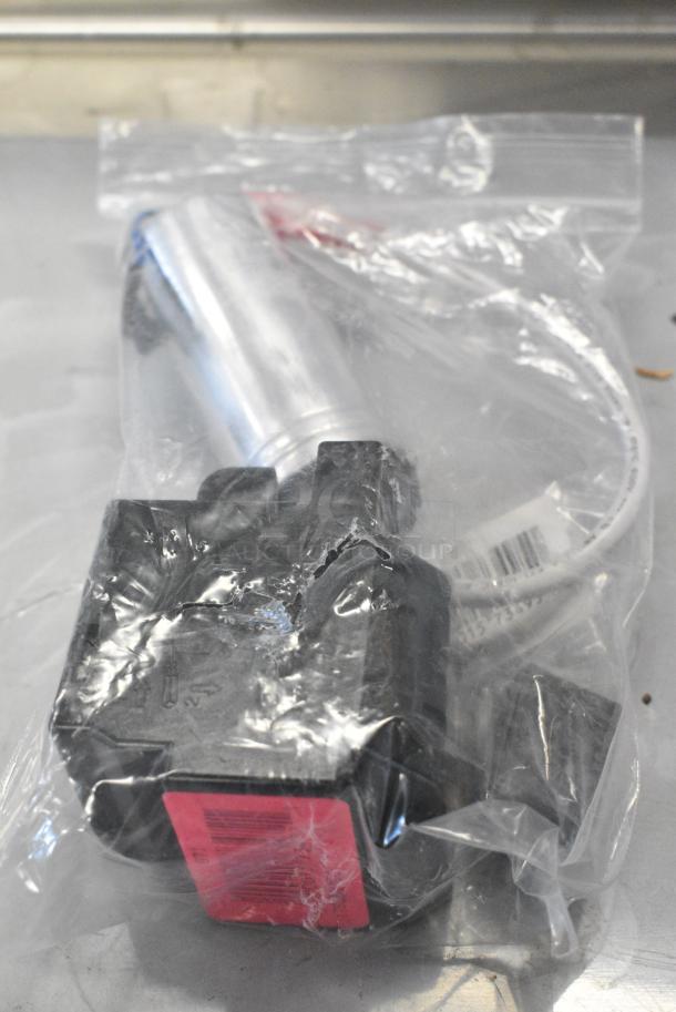 6 BRAND NEW SCRATCH AND DENT! Items Including Vulcan 00-944249 Igniter Electrode, Vulcan 00-412788-00020 20" Thermocouple. 6 Times Your Bid! - Image 10 of 11
