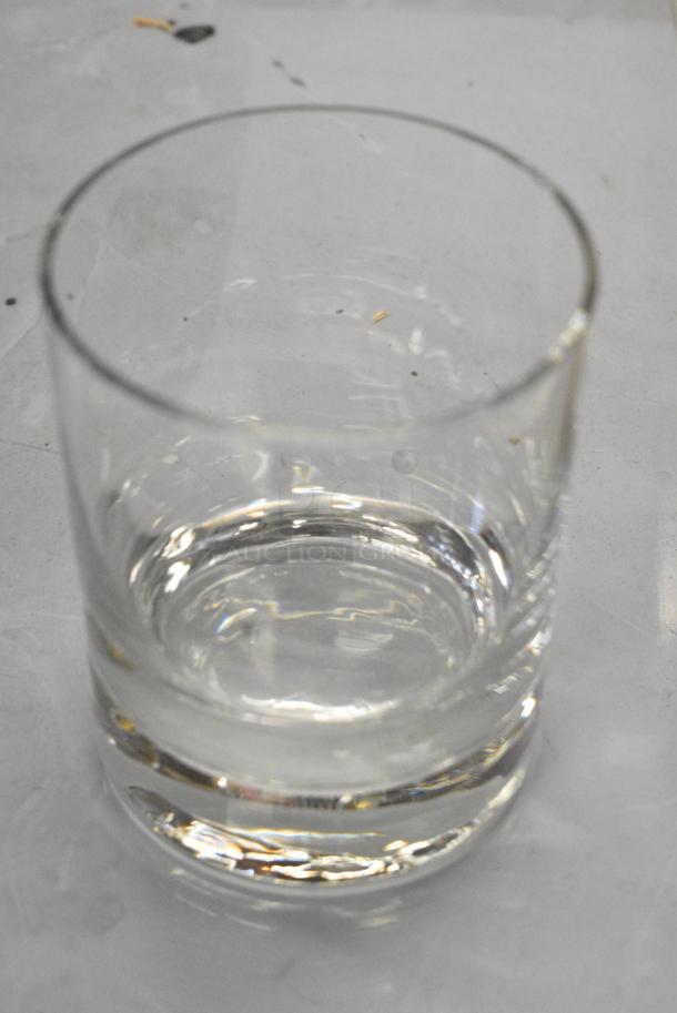 BRAND NEW SCRATCH AND DENT! Box of 13 Reserve by Libbey 9034 Modernist 9 oz. Rocks / Old Fashioned Glass - Image 4 of 6