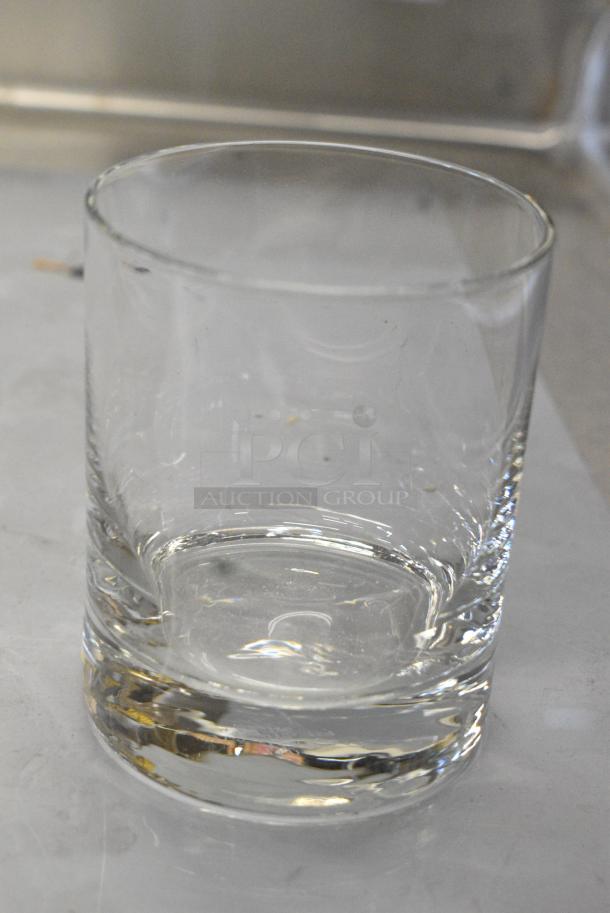 BRAND NEW SCRATCH AND DENT! Box of 13 Reserve by Libbey 9034 Modernist 9 oz. Rocks / Old Fashioned Glass - Image 5 of 6