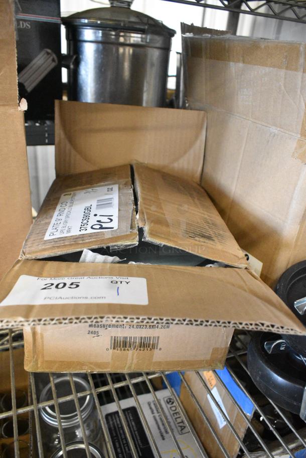 BRAND NEW SCRATCH AND DENT! Box of 12 375CS90GBL PLATE 9" RND COUPE BL/GRY SPECKLD BLUE POTTERY MRKT - Image 2 of 7