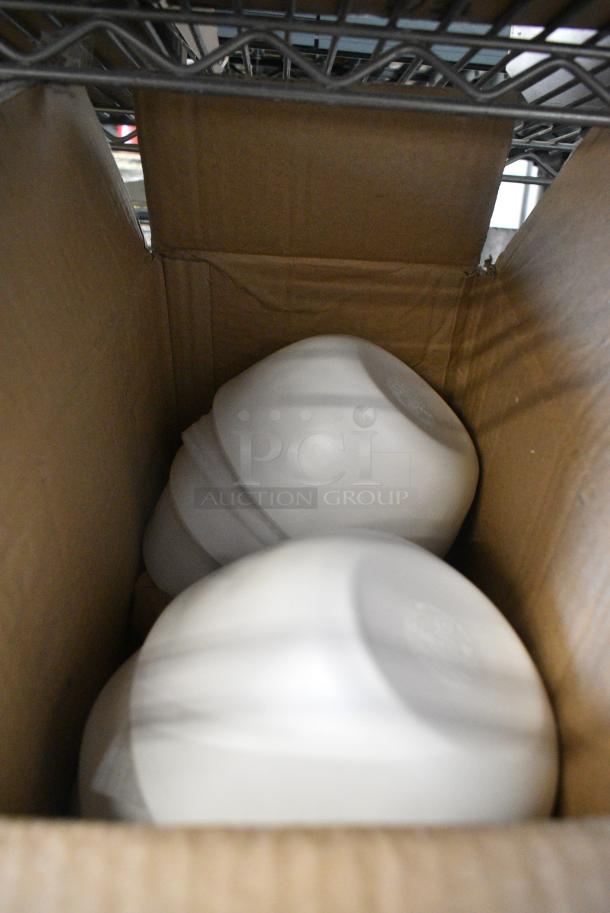 BRAND NEW SCRATCH AND DENT! Box of 6 cheforward™ by GET Savor 20 oz. Robin's Egg Blue Melamine Bowl - Image 3 of 8