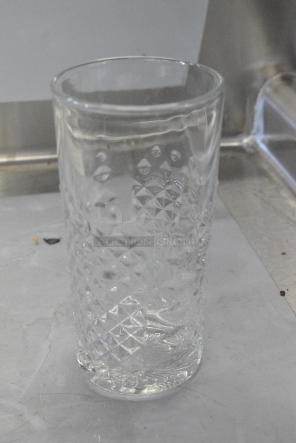 BRAND NEW SCRATCH AND DENT! Bxo of 6 Libbey 926774 Ocular 14 oz. Beverage Glass - Image 1 of 6