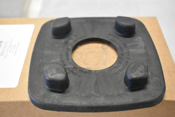 BRAND NEW SCRATCH AND DENT! 96515579 Vitamix 15579 Centering Pad - Image 4 of 5
