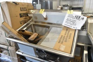 BRAND NEW SCRATCH AND DENT! Regency 600S1162018R Stainless Steel Single Bay Sink w/ Right Side Drain Board