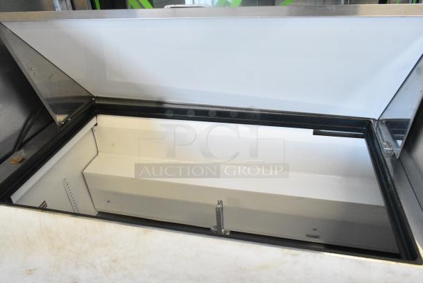 True TSSU-72-30M-B-ST Stainless Steel Commercial Sandwich Salad Prep Table Bain Marie Mega Top on Commercial Casters. 115 Volts, 1 Phase. Tested and Powers On But Does Not Get Cold - Image 5 of 10