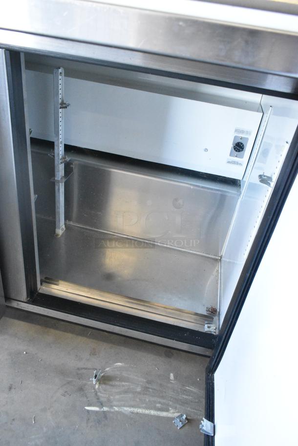 True TSSU-72-30M-B-ST Stainless Steel Commercial Sandwich Salad Prep Table Bain Marie Mega Top on Commercial Casters. 115 Volts, 1 Phase. Tested and Powers On But Does Not Get Cold - Image 7 of 10