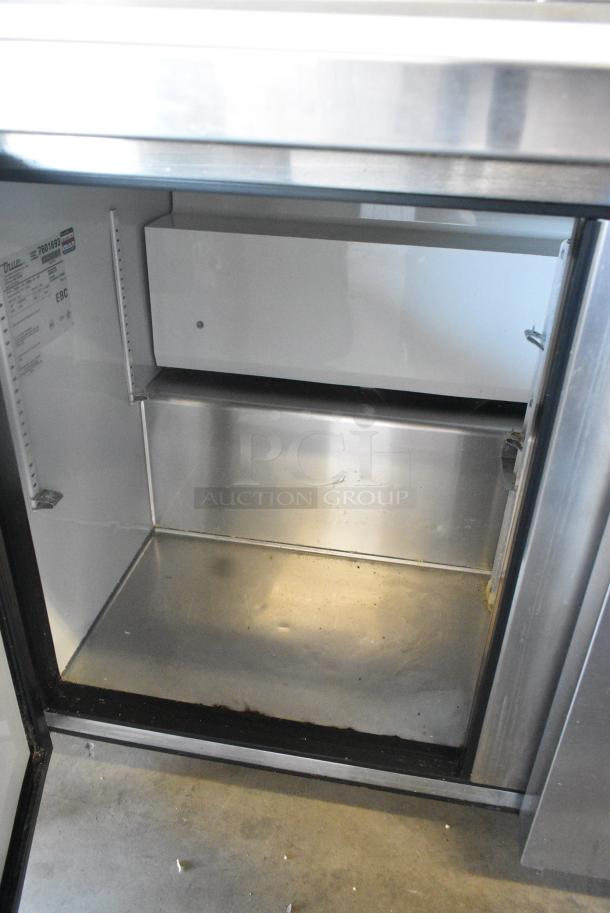 True TSSU-72-30M-B-ST Stainless Steel Commercial Sandwich Salad Prep Table Bain Marie Mega Top on Commercial Casters. 115 Volts, 1 Phase. Tested and Powers On But Does Not Get Cold - Image 9 of 10