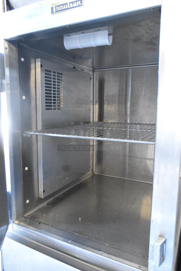 Traulsen RDT132WUT-HHS Stainless Steel Commercial 2 Half Size Door Reach In Cooler and Freezer. One Door Is Locked. 115 Volts, 1 Phase. Tested and Powers On But Does Not Get Cold - Image 6 of 7