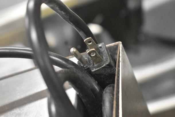 Vulcan VFDUMP Stainless Steel Commercial Fry Dumping Warming Station on Commercial Casters. - Image 3 of 8