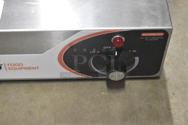 BRAND NEW SCRATCH AND DENT! 2024 Nemco 6310-1 Electric Countertop Hot Plate with 1 Solid Burner. 120 Volts, 1 Phase. Tested and Working! - Image 4 of 7