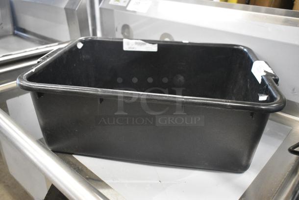 2 BRAND NEW SCRATCH AND DENT! 176BT20157BK Choice 20" x 15" x 7" Black Polypropylene Bus Tub, Bus Box. 2 Times Your Bid! - Image 3 of 4